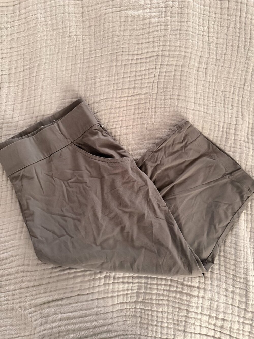 Columbia Elastic Waist Capris - Size XXL